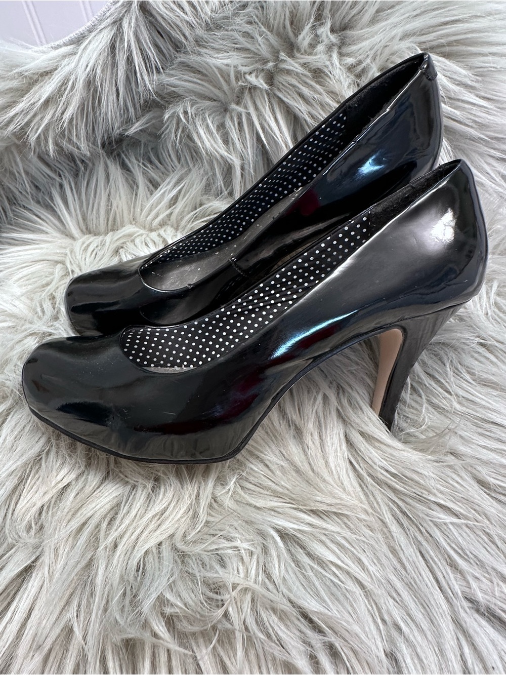 Madden Girl Black Patent High Heel Pumps